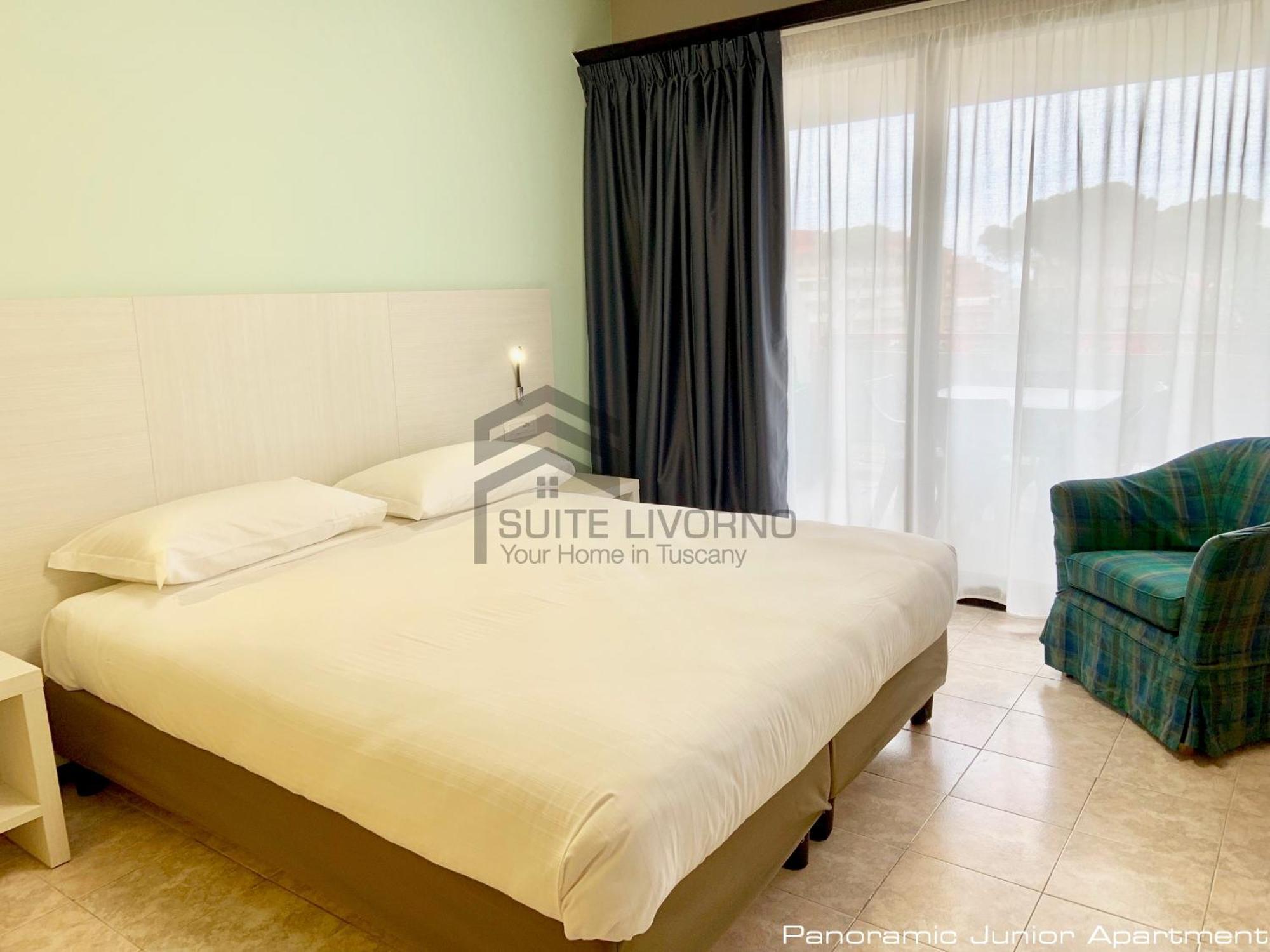 Suites Marilia Apartments Pool Side - Suite Livorno Holiday Home Group المظهر الخارجي الصورة