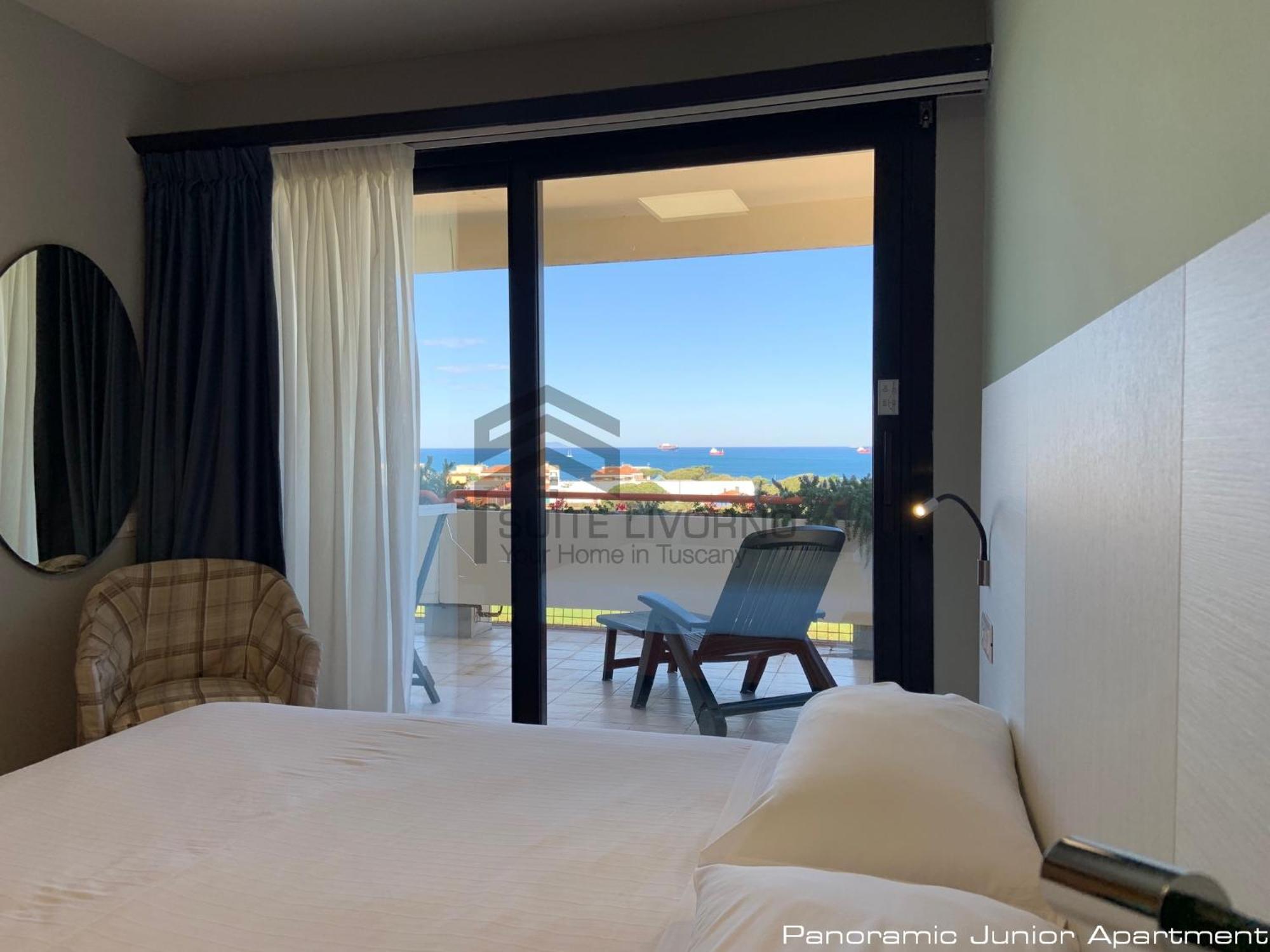 Suites Marilia Apartments Pool Side - Suite Livorno Holiday Home Group المظهر الخارجي الصورة