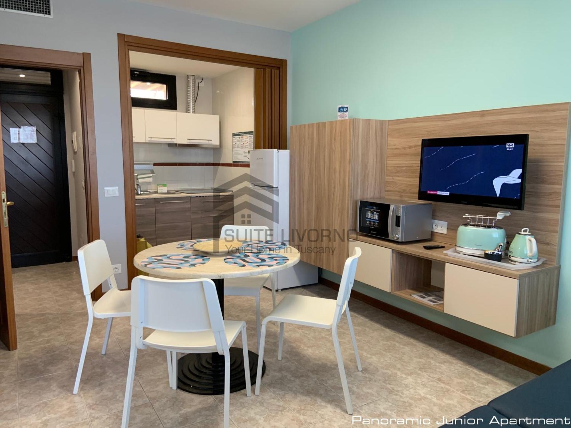 Suites Marilia Apartments Pool Side - Suite Livorno Holiday Home Group المظهر الخارجي الصورة