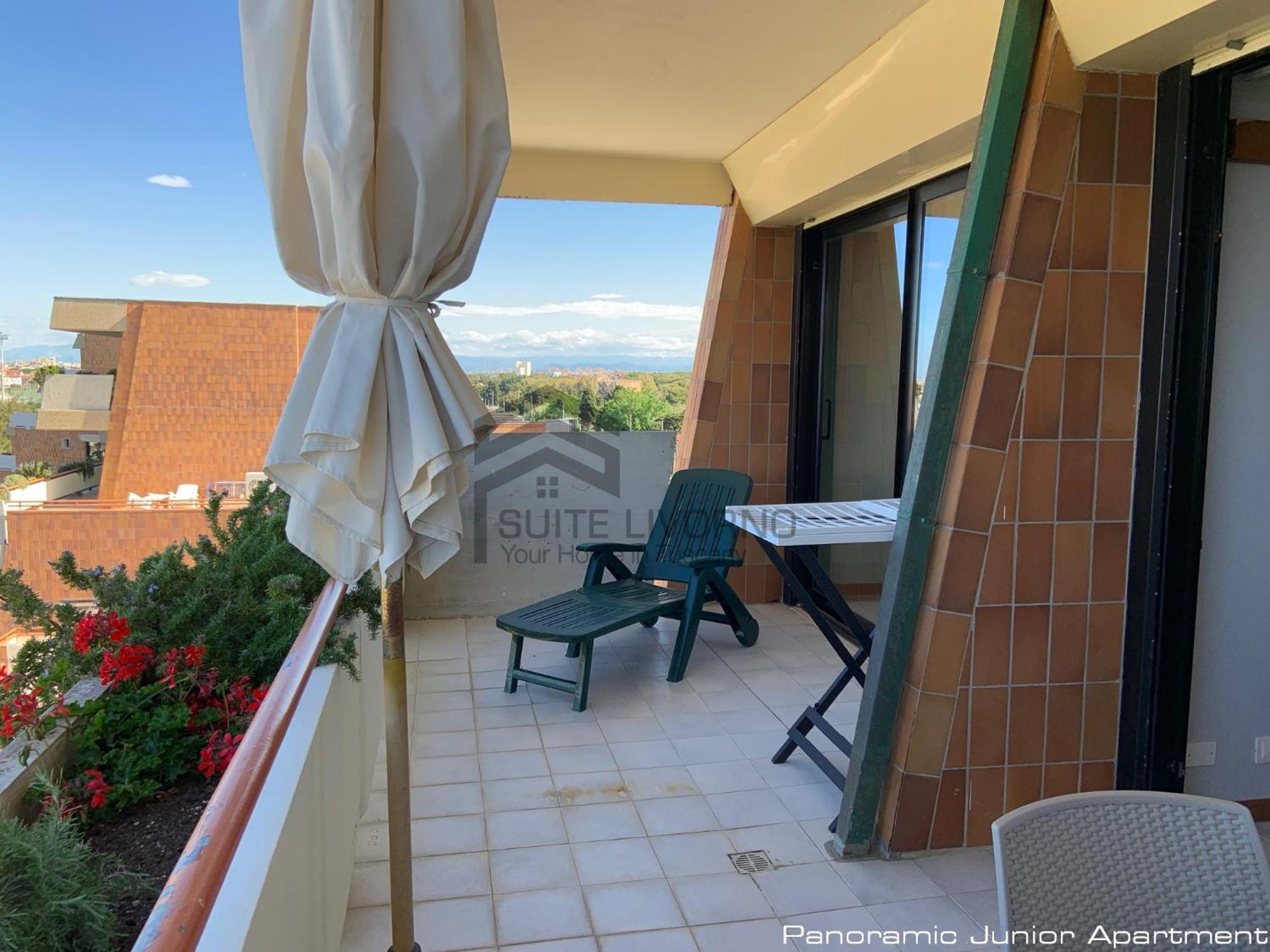 Suites Marilia Apartments Pool Side - Suite Livorno Holiday Home Group المظهر الخارجي الصورة