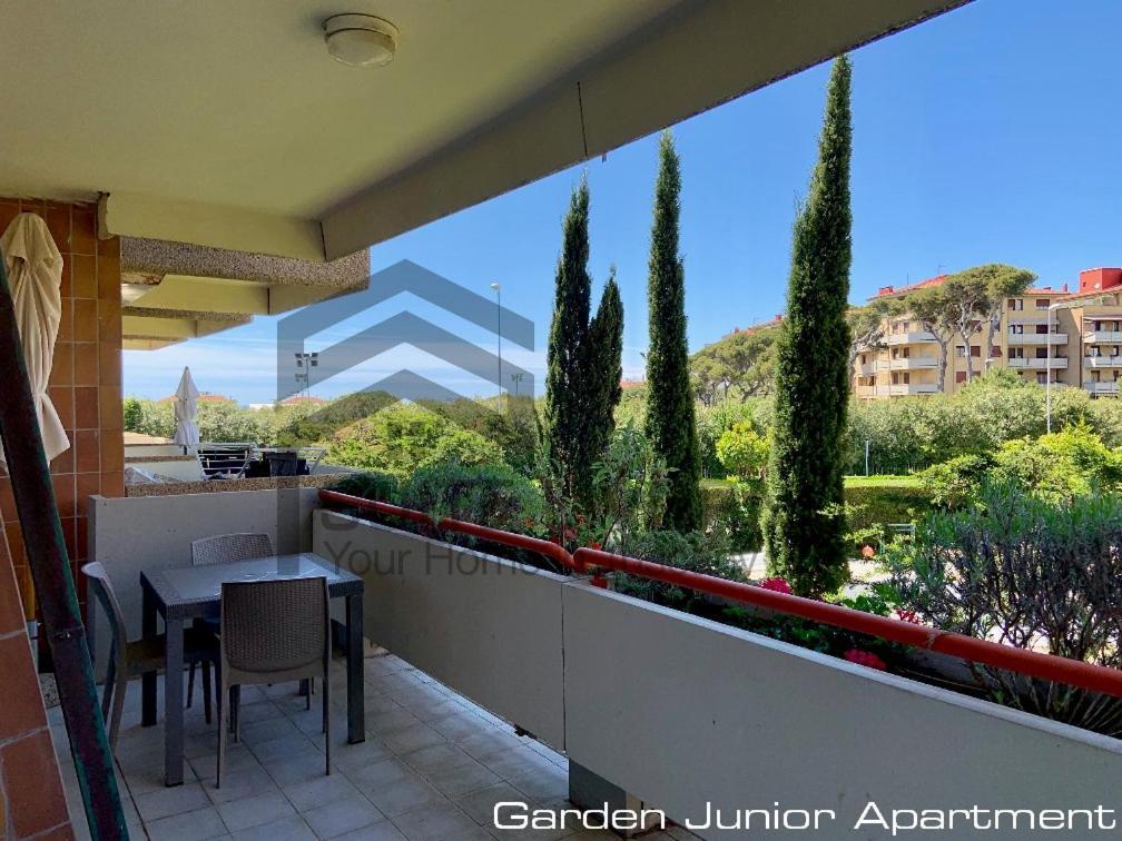 Suites Marilia Apartments Pool Side - Suite Livorno Holiday Home Group المظهر الخارجي الصورة