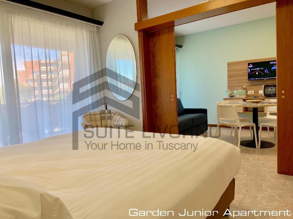 Suites Marilia Apartments Pool Side - Suite Livorno Holiday Home Group المظهر الخارجي الصورة