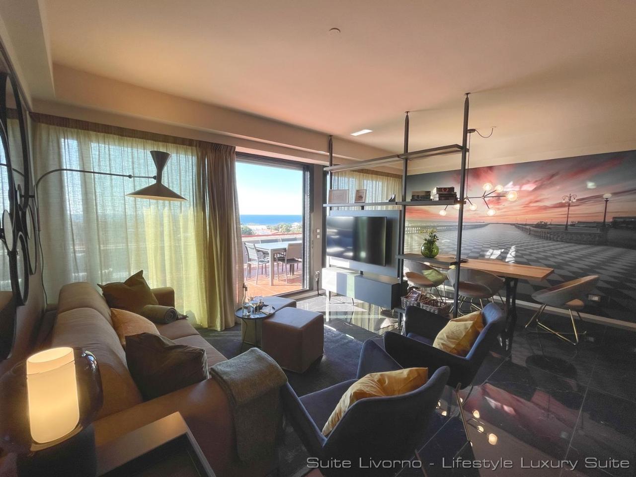 Suites Marilia Apartments Pool Side - Suite Livorno Holiday Home Group المظهر الخارجي الصورة