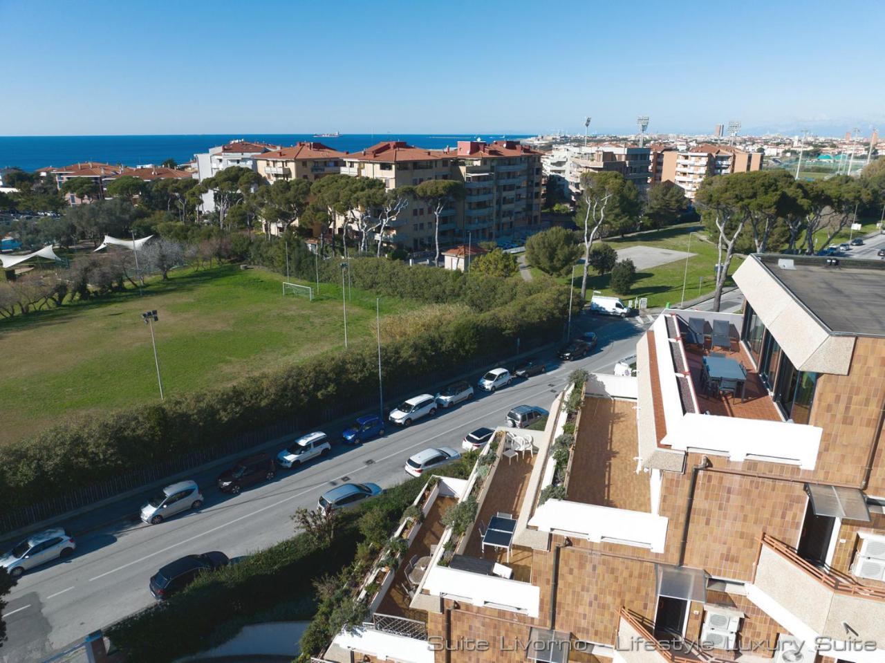 Suites Marilia Apartments Pool Side - Suite Livorno Holiday Home Group المظهر الخارجي الصورة